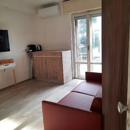 Adg Emilia 10 Appartamenti Del Garda Peschiera del Garda Extérieur photo