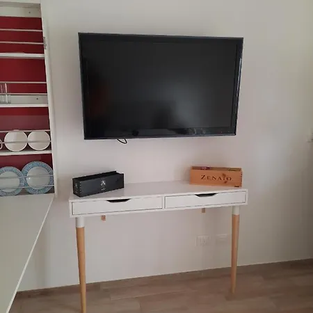 Adg Emilia 10 Appartamenti Del Garda Peschiera del Garda Extérieur photo